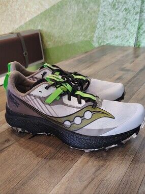Saucony Men’s White and Green Trail Sneakers